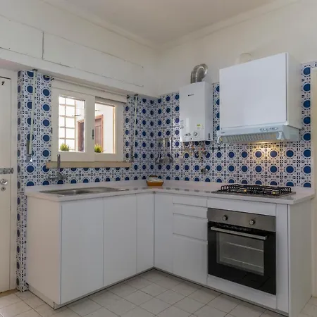 Flh Family Flat With Balcony Apartment
